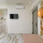 Athina Palace Luxurious Appartments Apartamento Potos