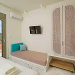 Athina Palace Luxurious Appartments Apartamento Potos