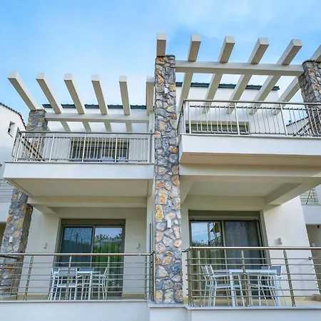 Apartamento Athina Palace Luxurious Appartments Potos