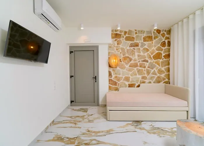 Athina Palace Luxurious Appartments * Potos