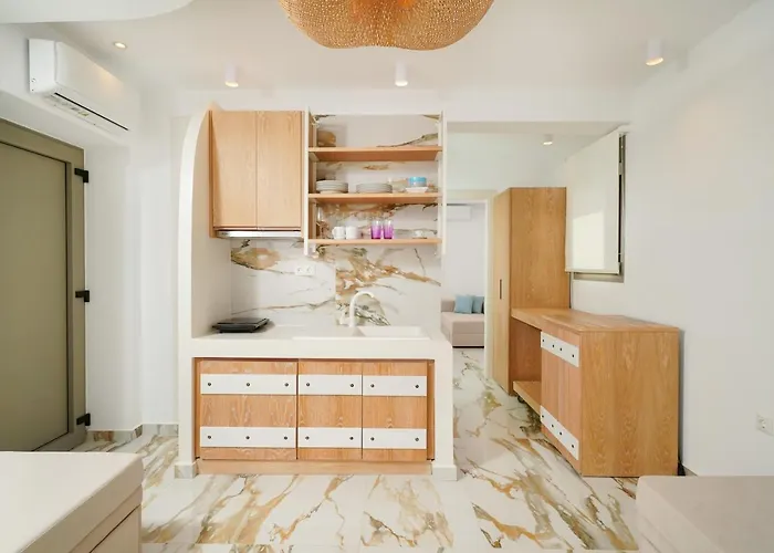 Athina Palace Luxurious Appartments Potos